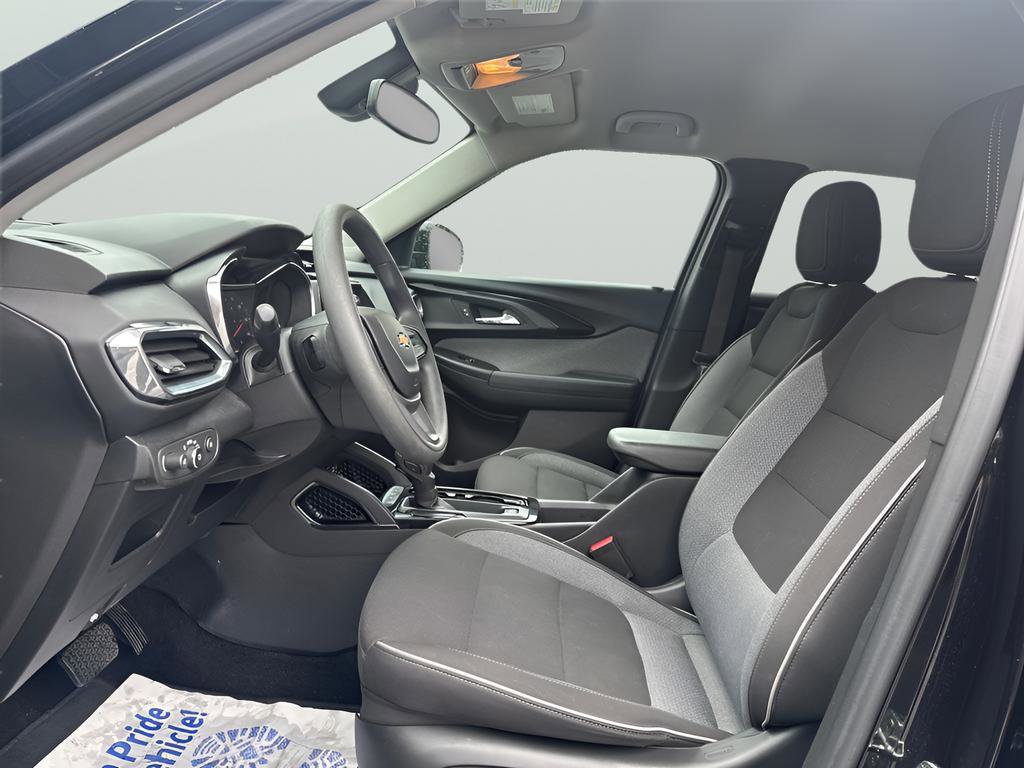 Used 2023 Chevrolet TrailBlazer LT w/ Convenience Package image 17