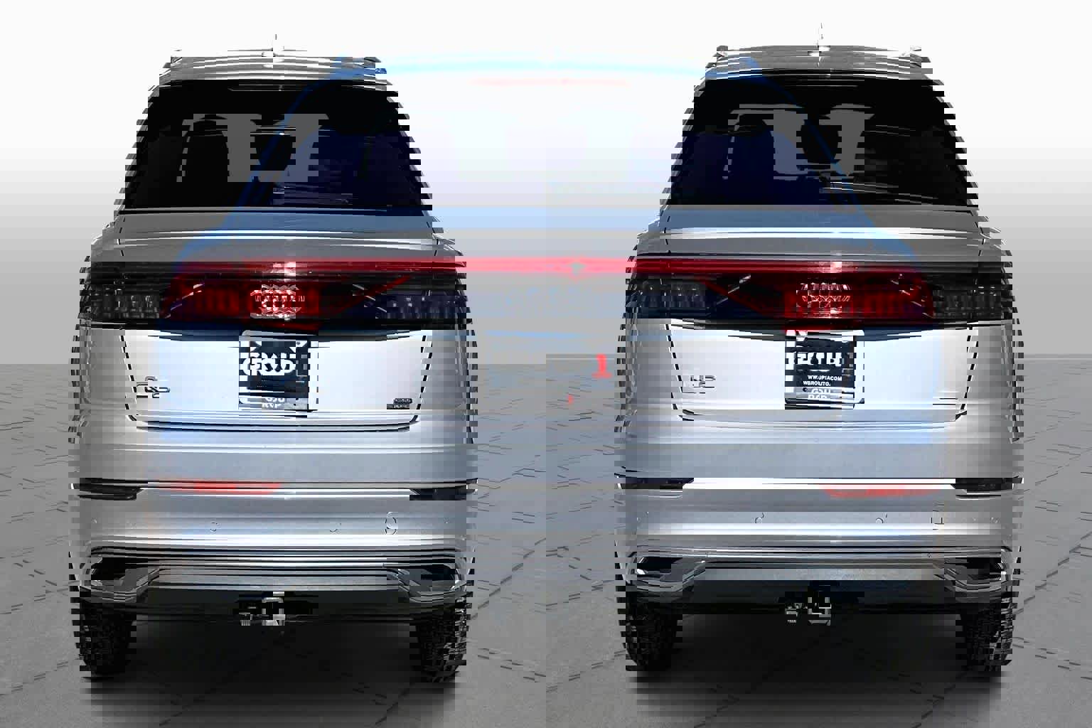 Used 2019 Audi Q8 Prestige w/ Luxury Package image 5