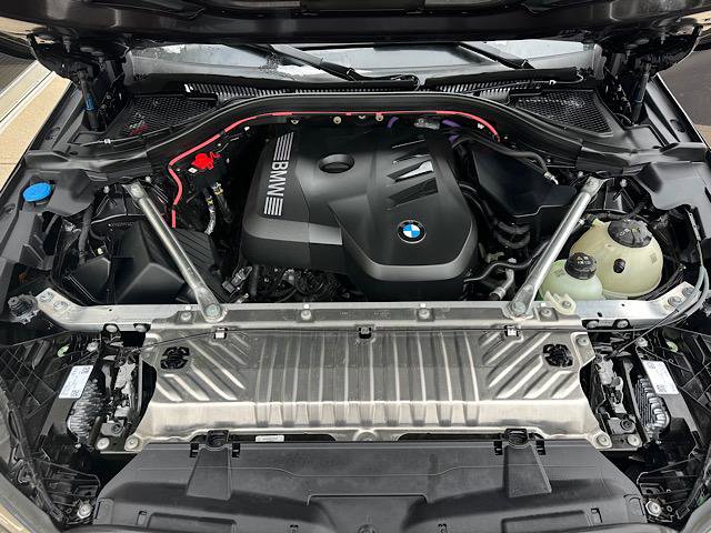 Certified 2025 BMW X3 xDrive30i w/ M Sport Package image 14