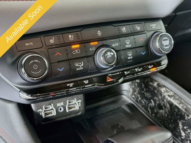 Used 2024 Dodge Durango R/T AWD/4WD image 16