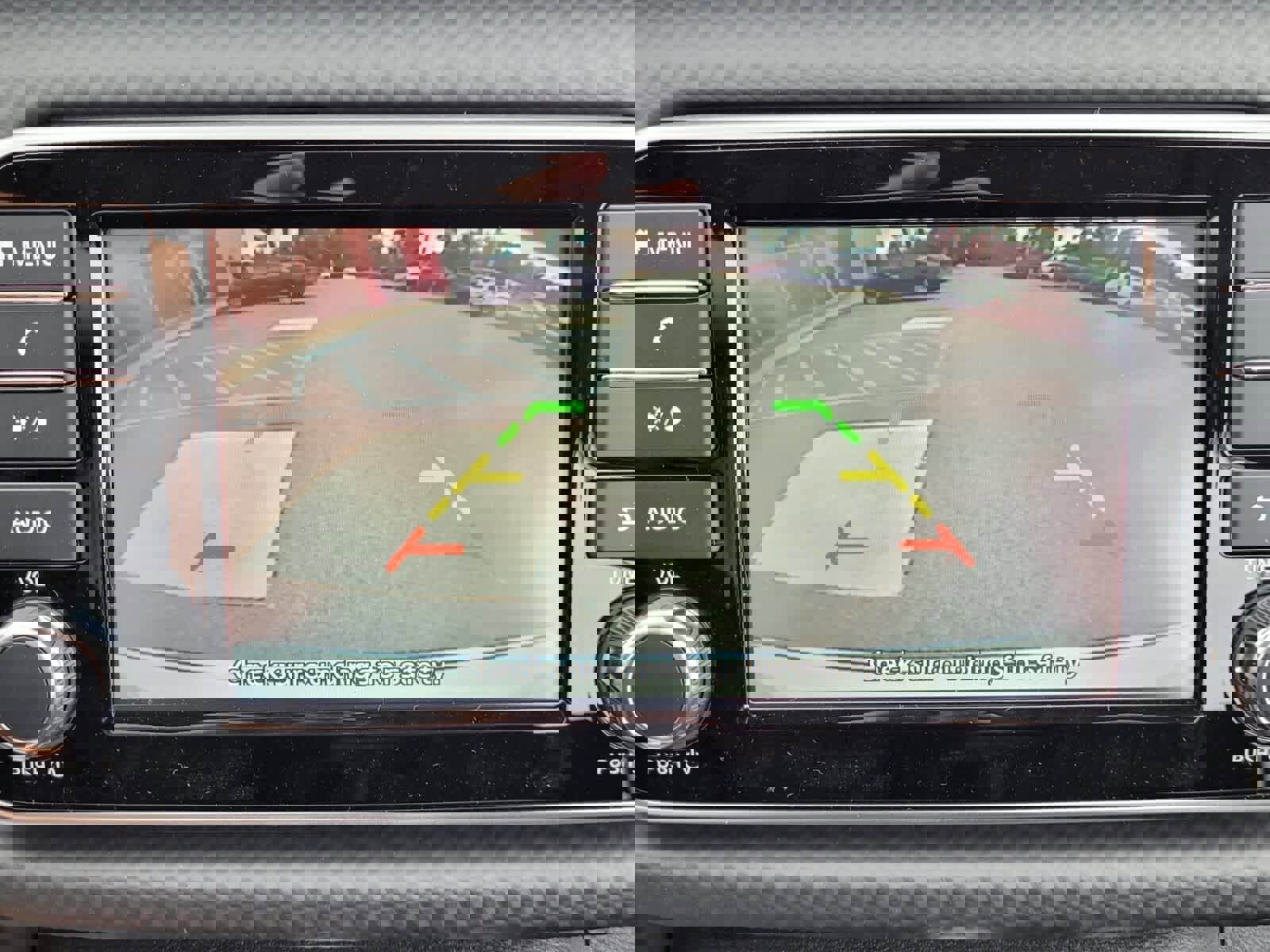 New 2025 Nissan Kicks Play S image 9