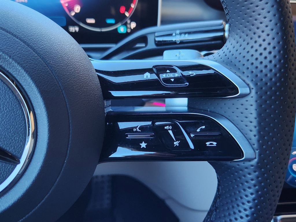 Certified 2026 Mercedes-Benz CLE 300 4MATIC Cabriolet image 27