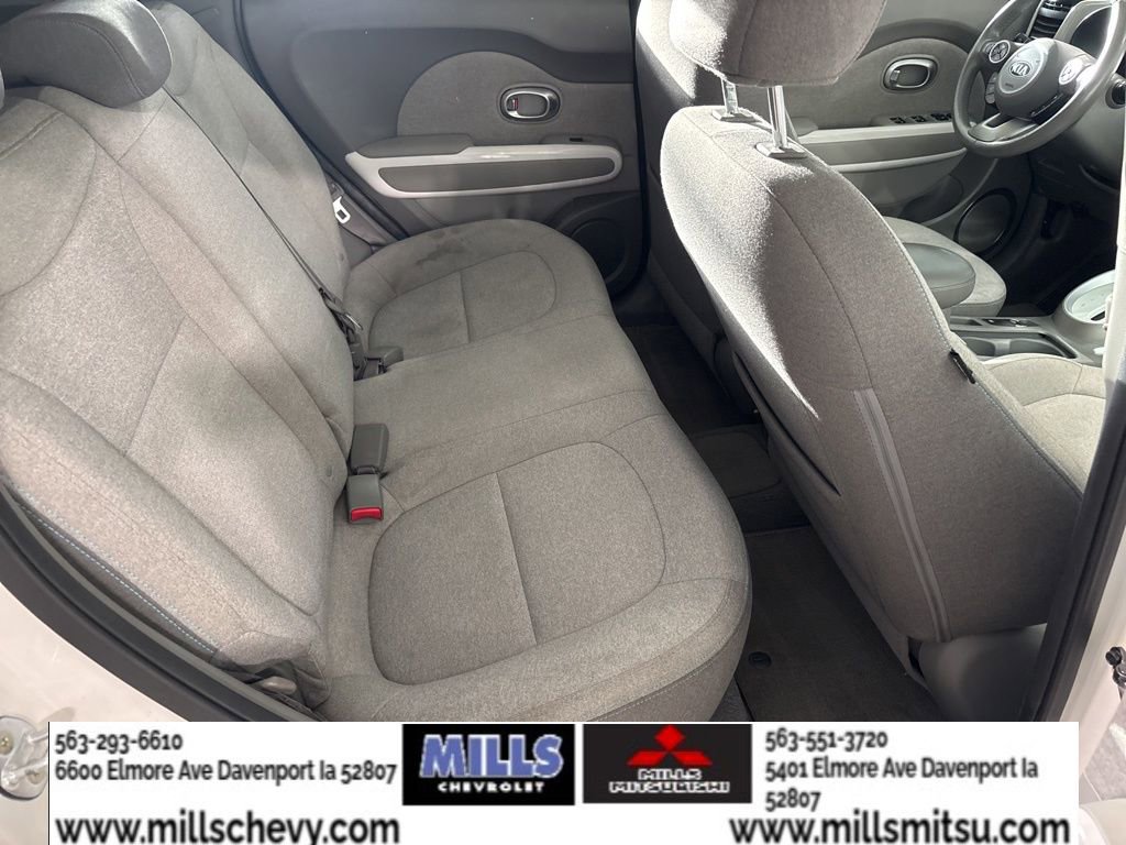 Used 2016 Kia Soul EV image 16