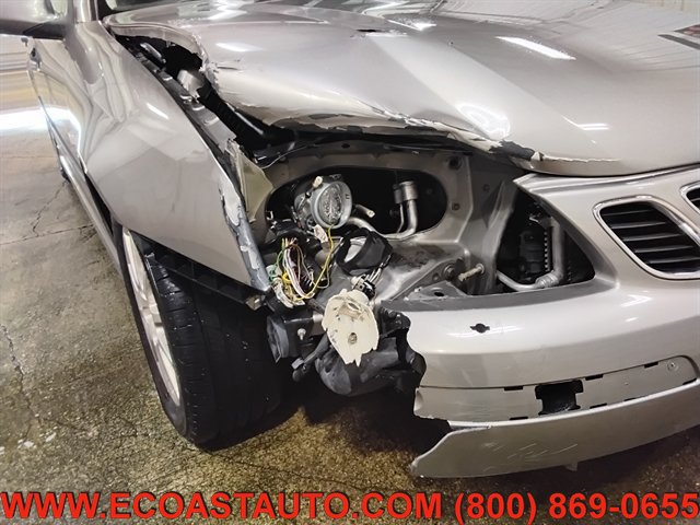 Used 2004 Saab 9-3 Arc FWD image 16