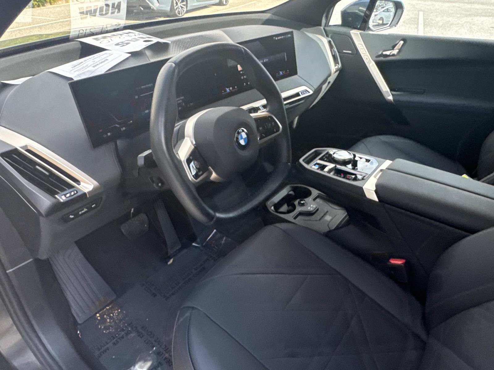 Used 2026 BMW iX xDrive45 w/ Premium Package image 30