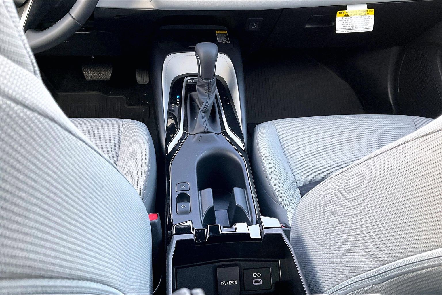 Used 2026 Toyota Corolla SE image 30