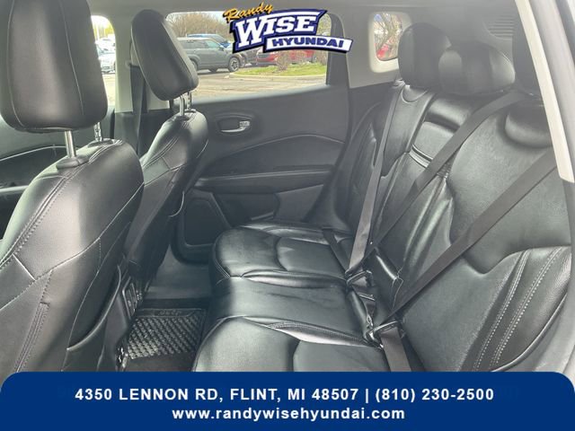 Used 2019 Jeep Compass Latitude AWD/4WD image 25