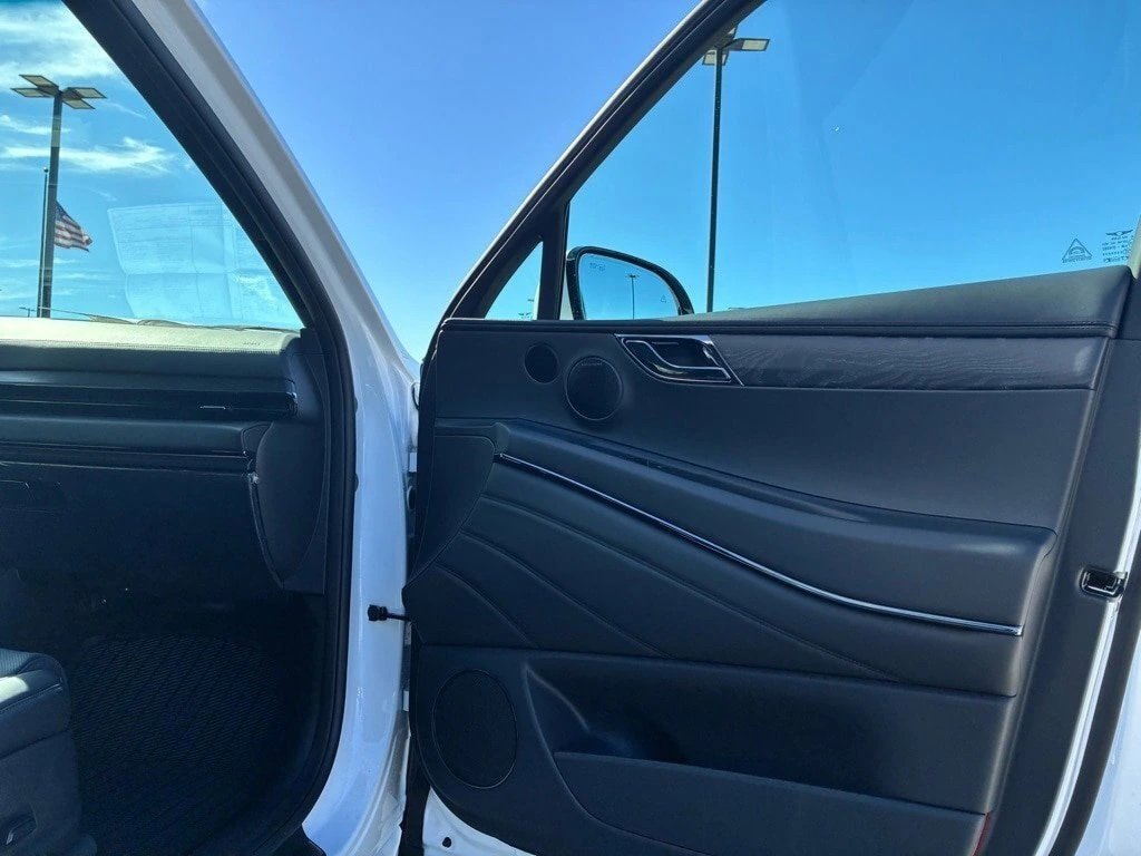 New 2026 Genesis GV80 3.5T e-SC image 18