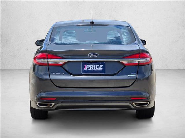 Used 2017 Ford Fusion SE w/ Fusion SE Technology Package FWD image 6