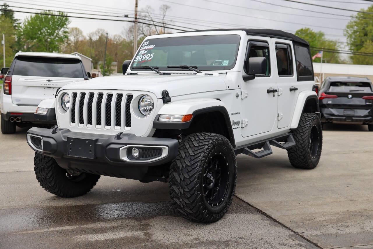 Used 2023 Jeep Wrangler Unlimited Sahara w/ Cold Weather Group AWD/4WD image 7