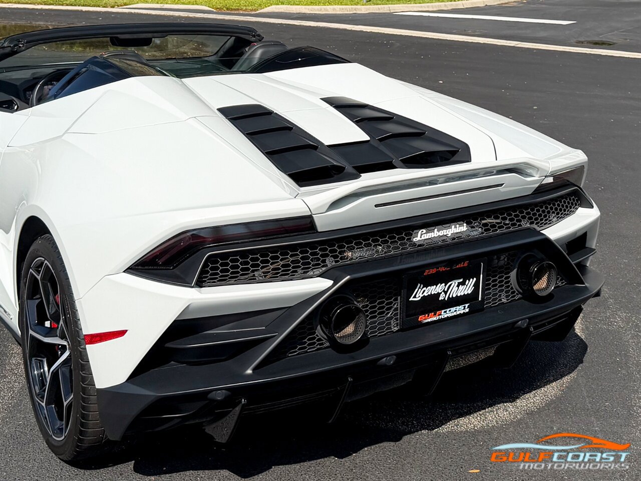 Used 2020 Lamborghini Huracan EVO image 51