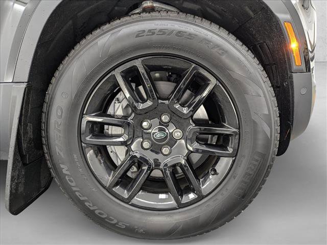 New 2025 Land Rover Defender 110 S AWD/4WD image 24
