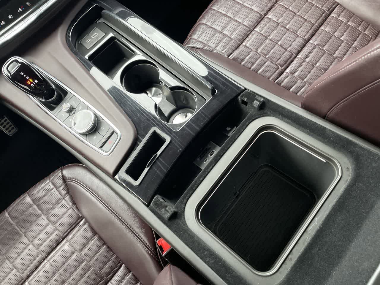 Certified 2024 Cadillac Escalade ESV V w/ LPO, ONYX Package image 28