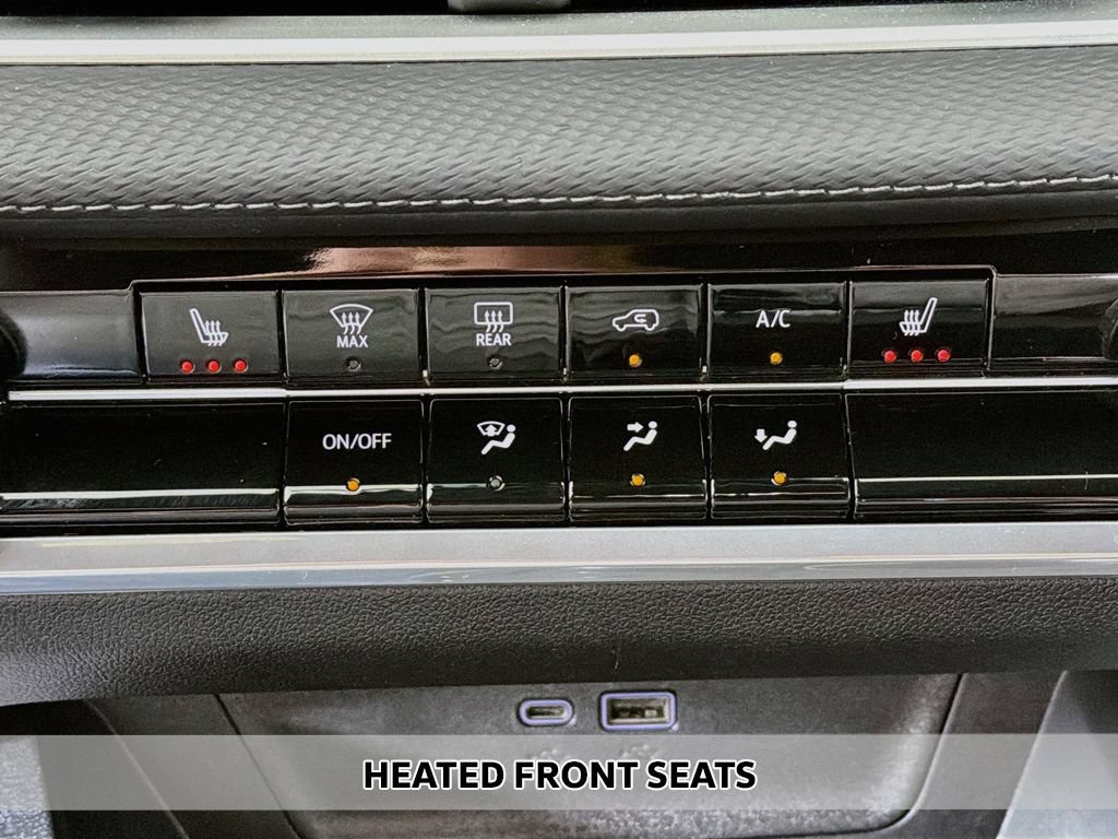 Used 2026 Chevrolet Equinox LT FWD image 8
