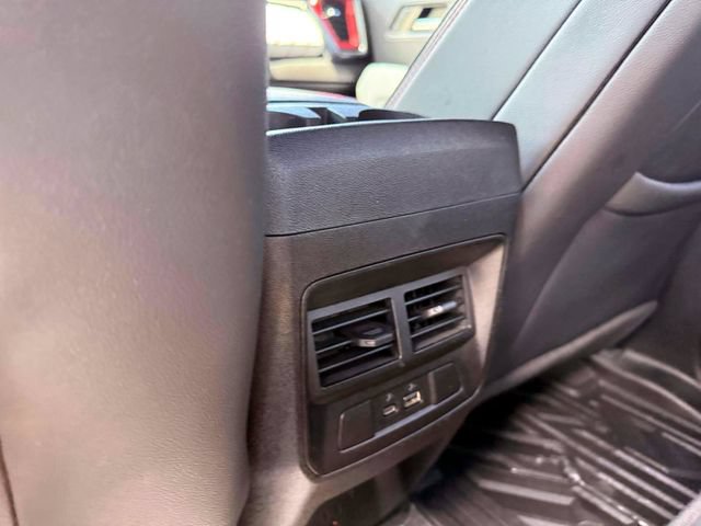 Used 2024 GMC Canyon AT4X AWD/4WD image 15