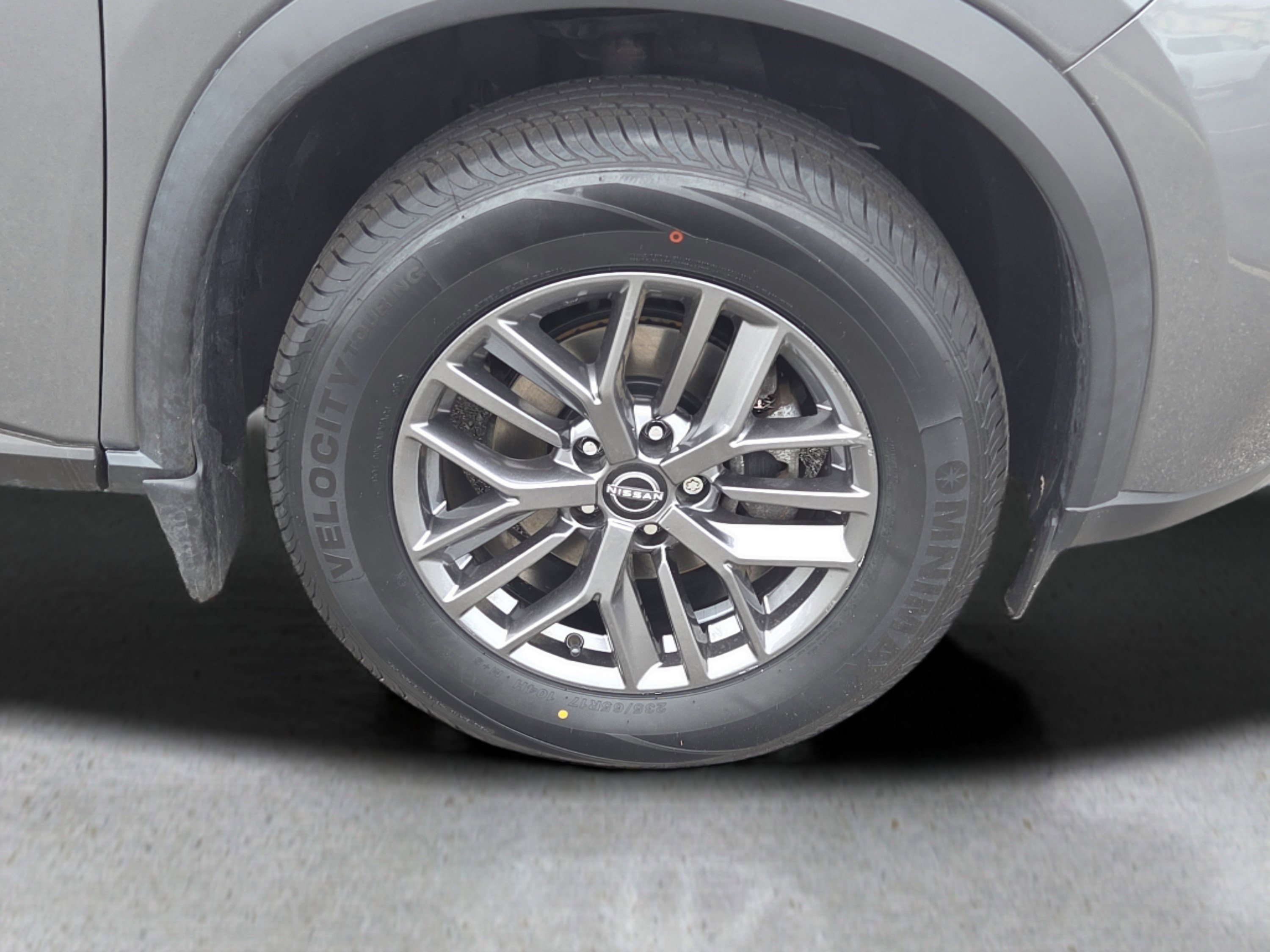 Certified 2022 Nissan Rogue S image 4