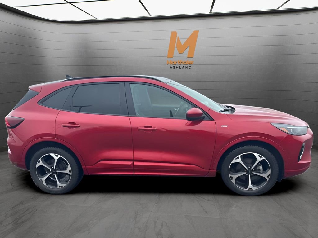 Used 2023 Ford Escape ST-Line Elite w/ Premium Technology Package image 6