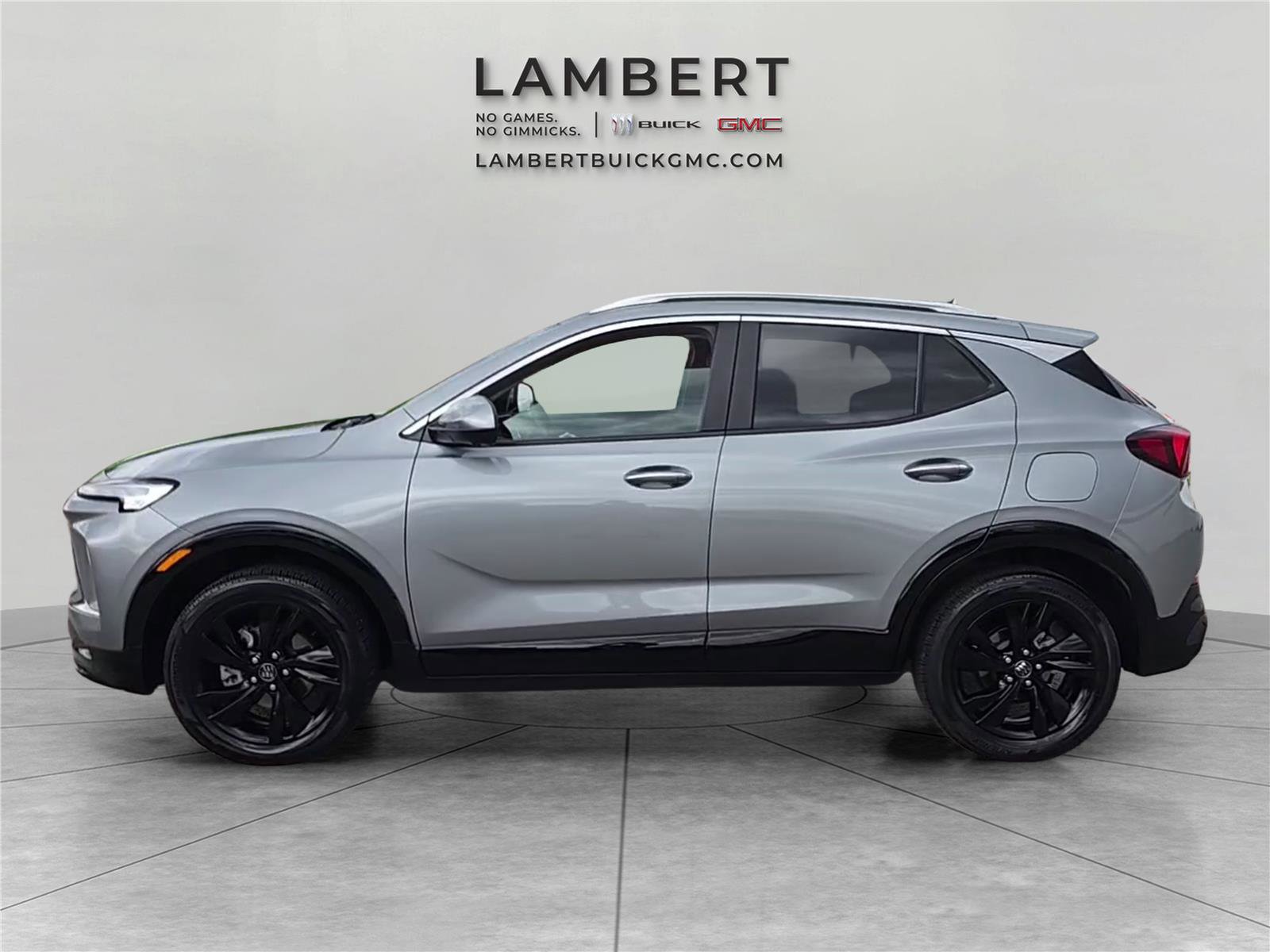 Used 2024 Buick Encore GX Sport Touring w/ Advanced Technology Package AWD/4WD image 2