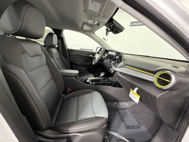 New 2025 Chevrolet Trax LT w/ Driver Confidence Package image 16