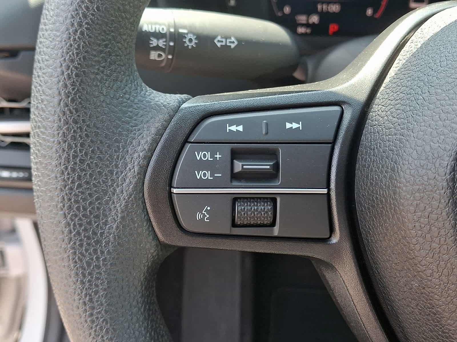 Certified 2024 Honda Accord EX image 23