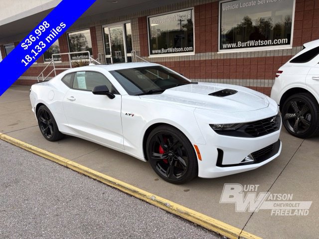 Used 2022 Chevrolet Camaro LT w/ RS Package RWD image 10