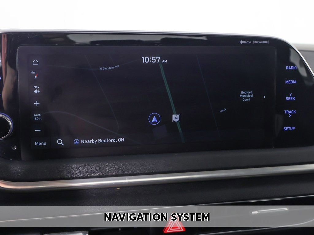 Used 2023 Hyundai Sonata SEL w/ Preferred Accessory Package FWD image 3