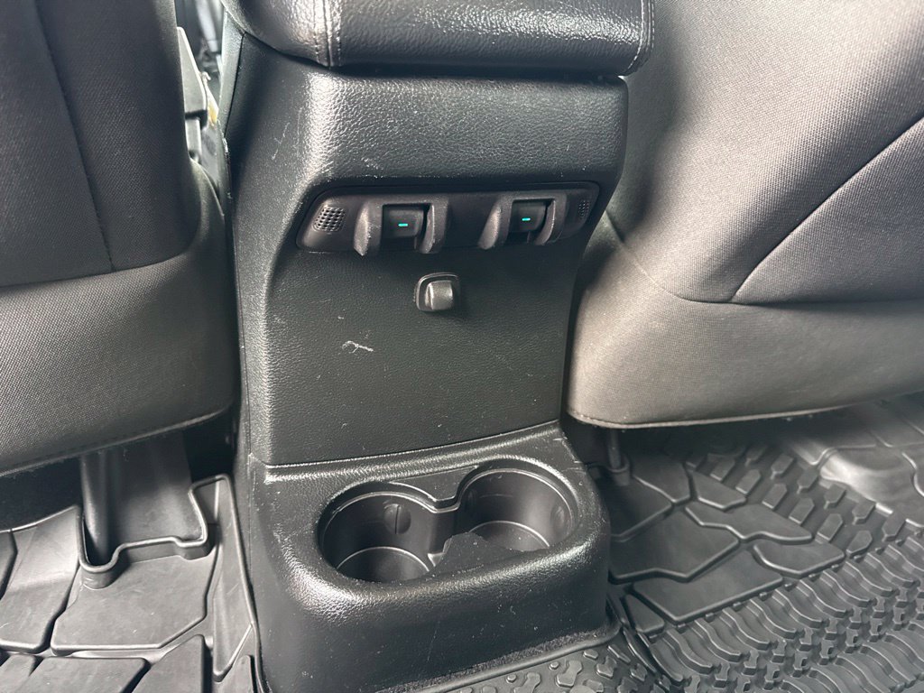 Used 2017 Jeep Wrangler Unlimited Sport AWD/4WD image 19
