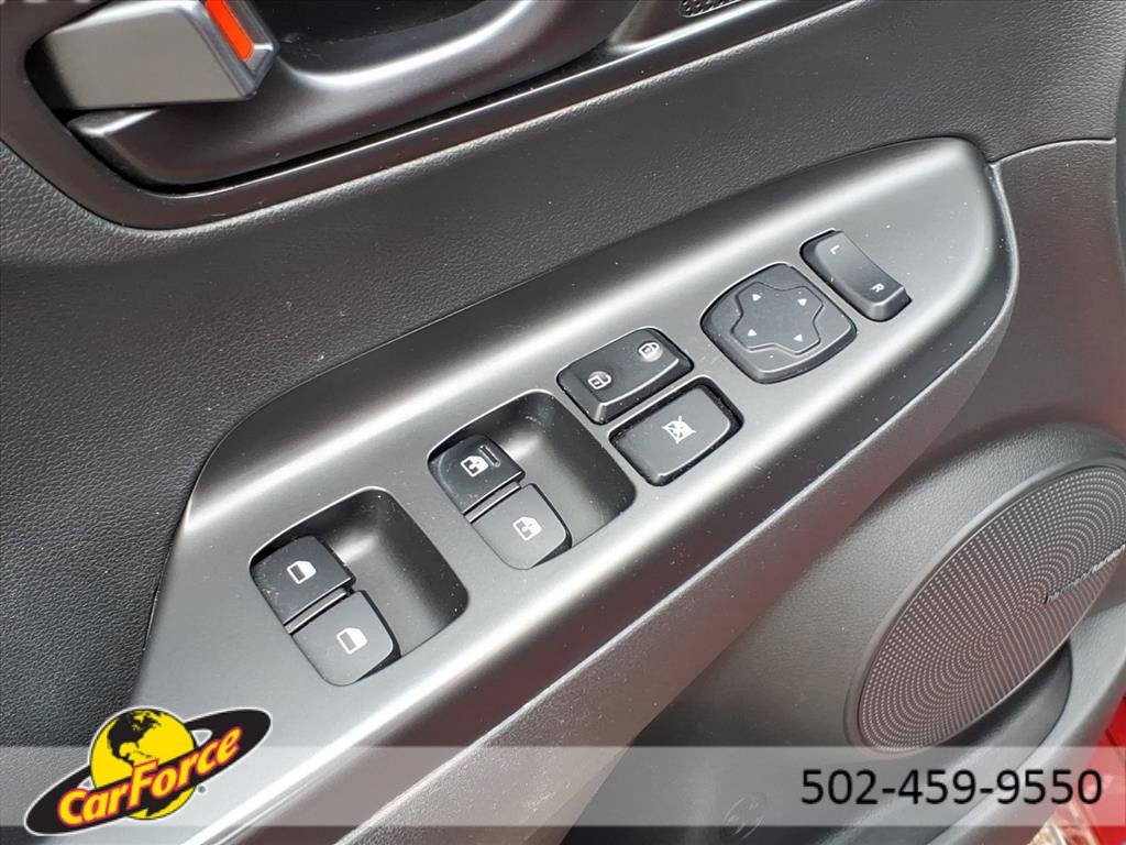 Used 2022 Hyundai Kona N Line w/ Tech Package image 17