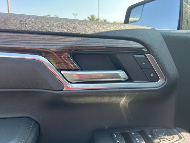 New 2026 Chevrolet Silverado 1500 RST w/ LPO, Dark Essentials Package AWD/4WD image 12