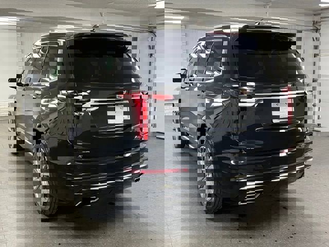 Certified 2024 Cadillac XT6 Premium Luxury w/ Technology Package image 3