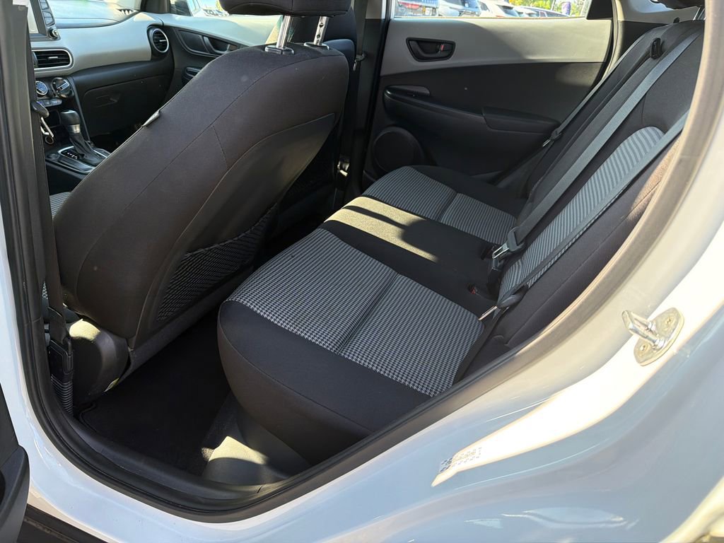 Used 2019 Hyundai Kona SE image 19