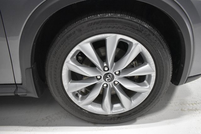 Used 2022 INFINITI QX50 Luxe image 10