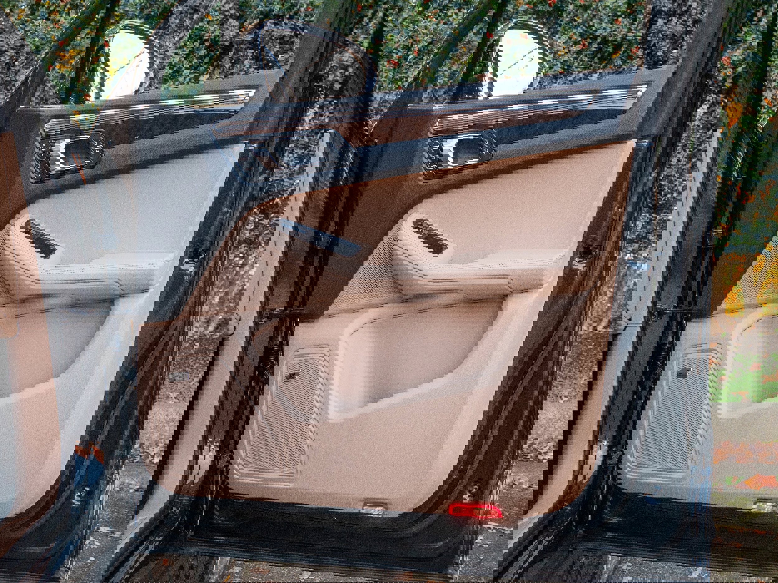 New 2026 Porsche Macan image 30