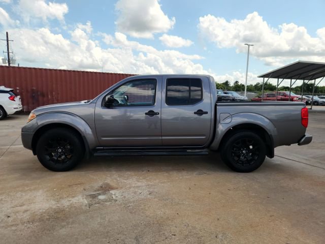 Used 2020 Nissan Frontier SV w/ Midnight Edition Floor Mats RWD image 2