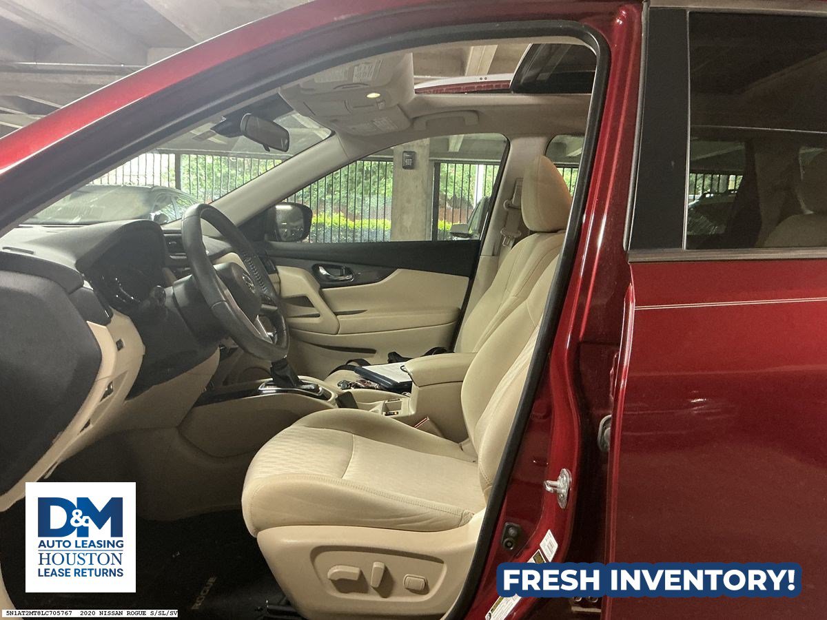 Used 2020 Nissan Rogue SV w/ Sun & Sound Touring Package FWD image 8