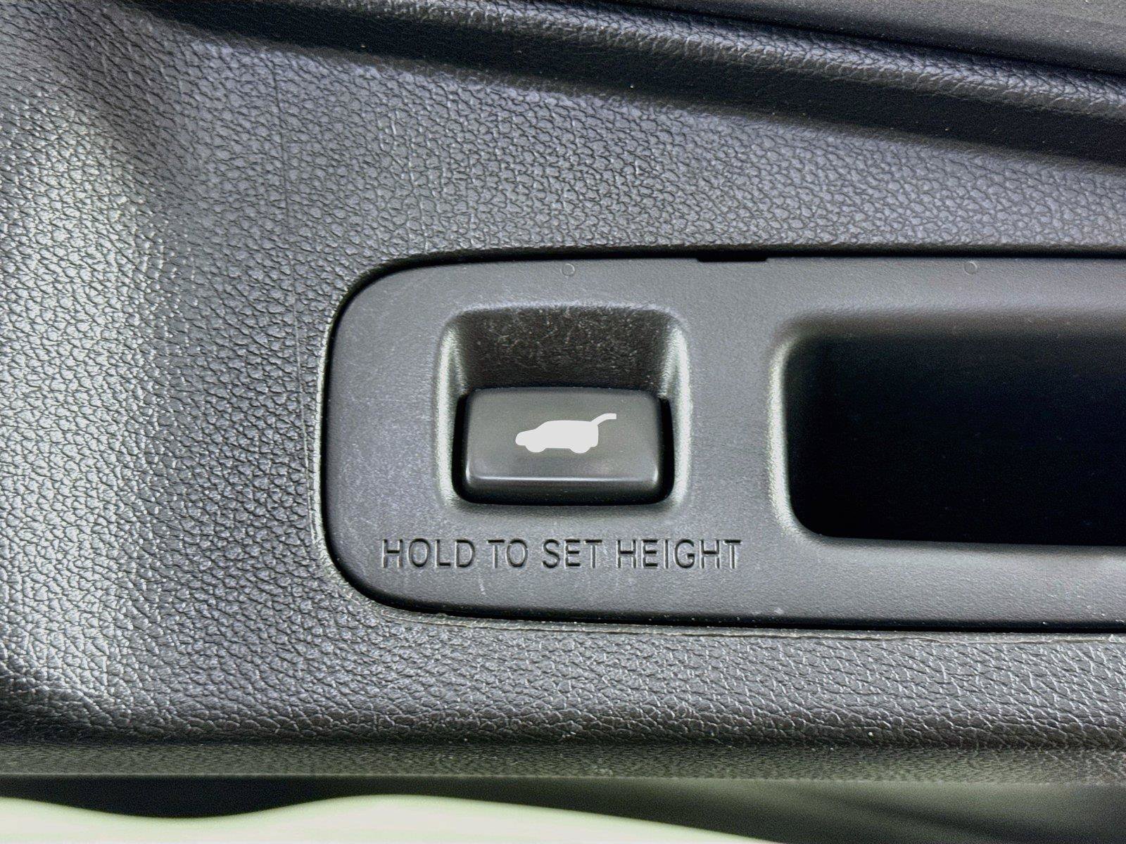 Used 2021 Honda CR-V Touring image 40