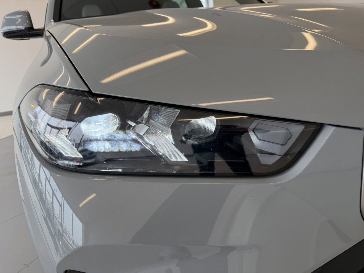 Used 2024 BMW X5 xDrive40i w/ M Sport Package image 53