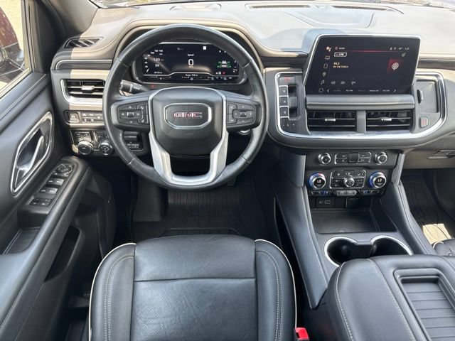 Used 2022 GMC Yukon SLT w/ SLT Premium Package AWD/4WD image 5