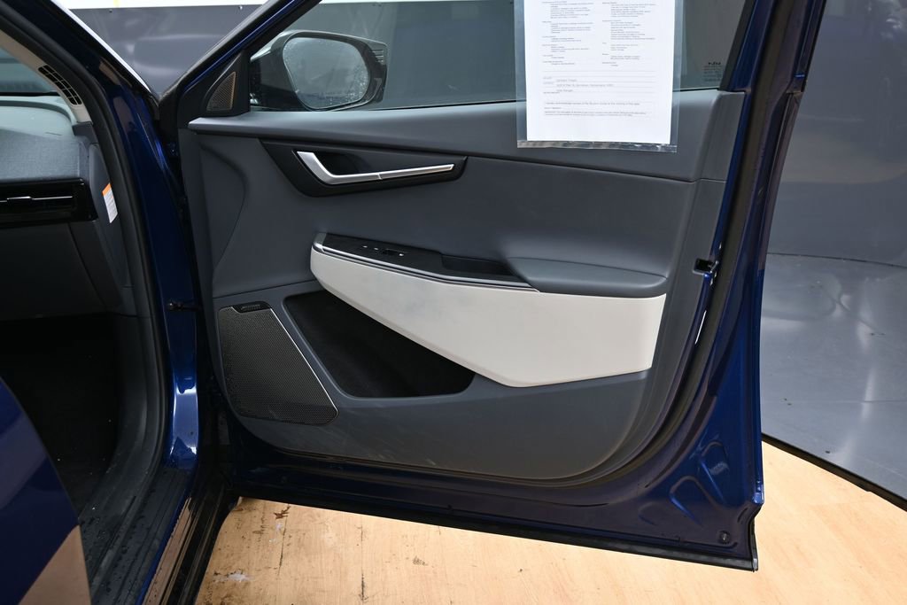 Used 2022 Kia EV6 Wind image 40