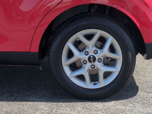 Used 2023 Kia Soul LX w/ LX Technology Package image 35