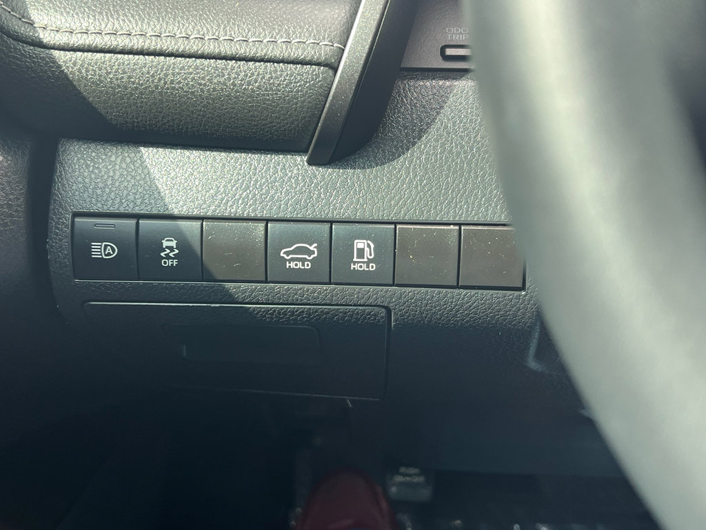 Used 2021 Toyota Camry SE image 20