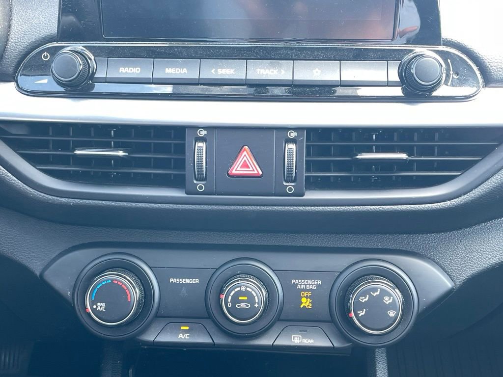 Used 2024 Kia Forte LXS image 18