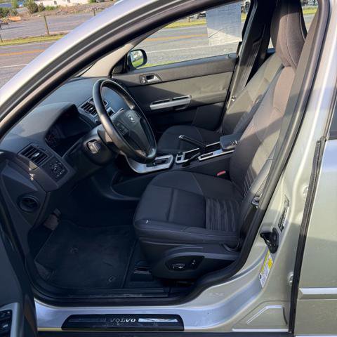 Used 2010 Volvo S40 2.4i FWD image 11