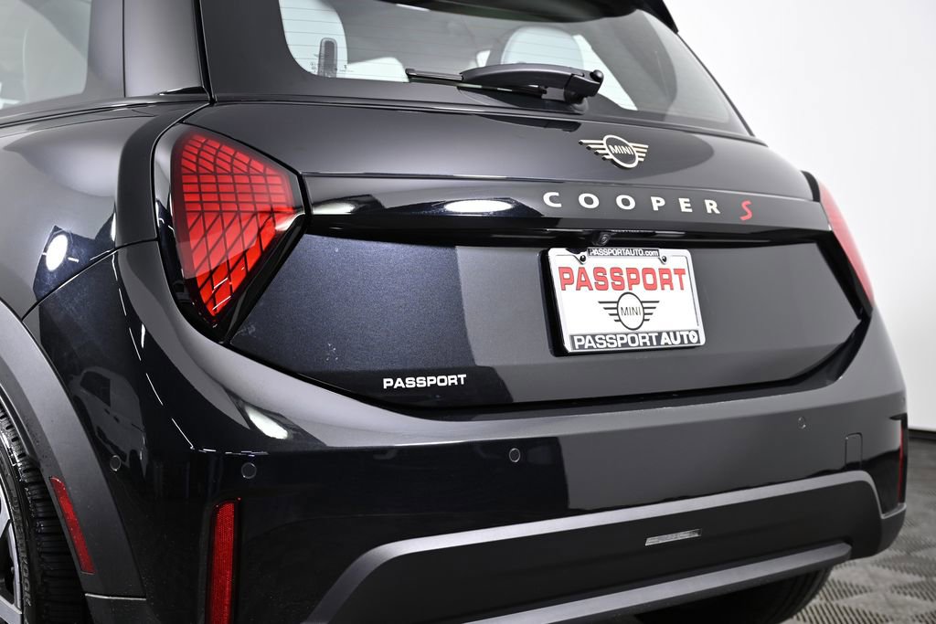 Used 2025 MINI Cooper S image 8
