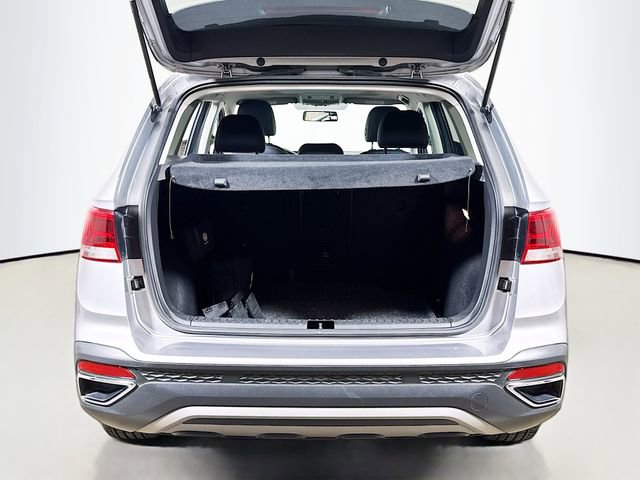 Used 2022 Volkswagen Taos SE image 25