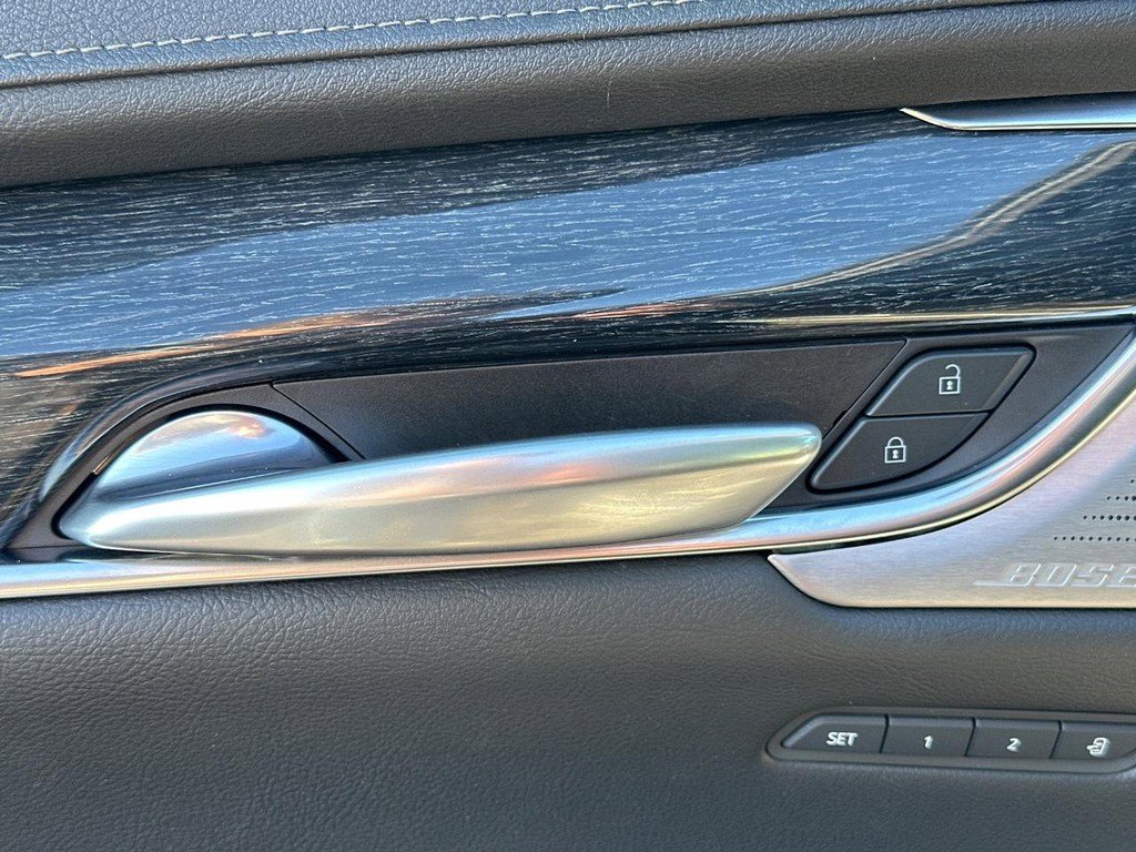 Used 2022 Cadillac XT5 Premium Luxury w/ Technology Package image 21