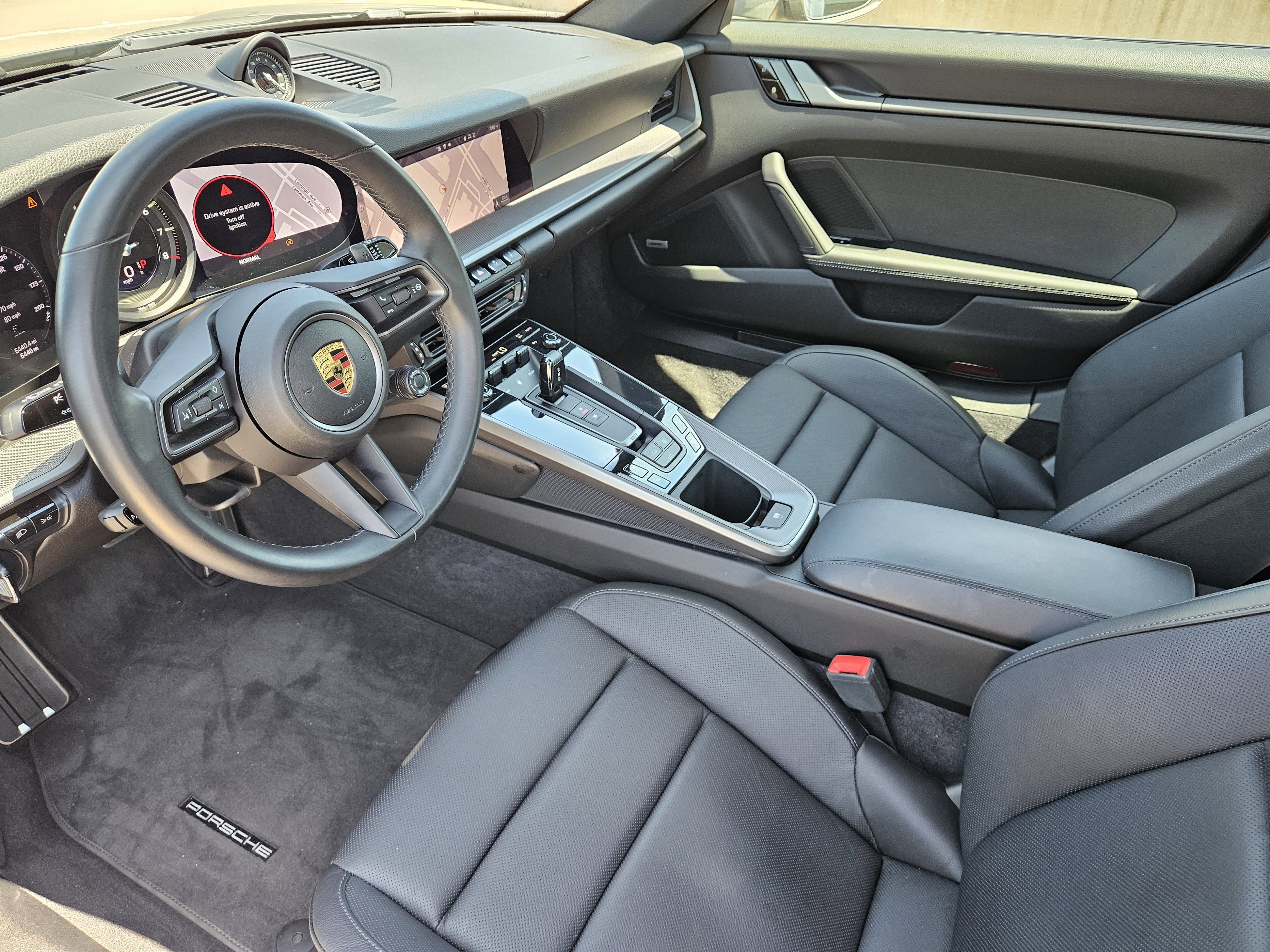 Used 2021 Porsche 911 Carrera RWD image 4