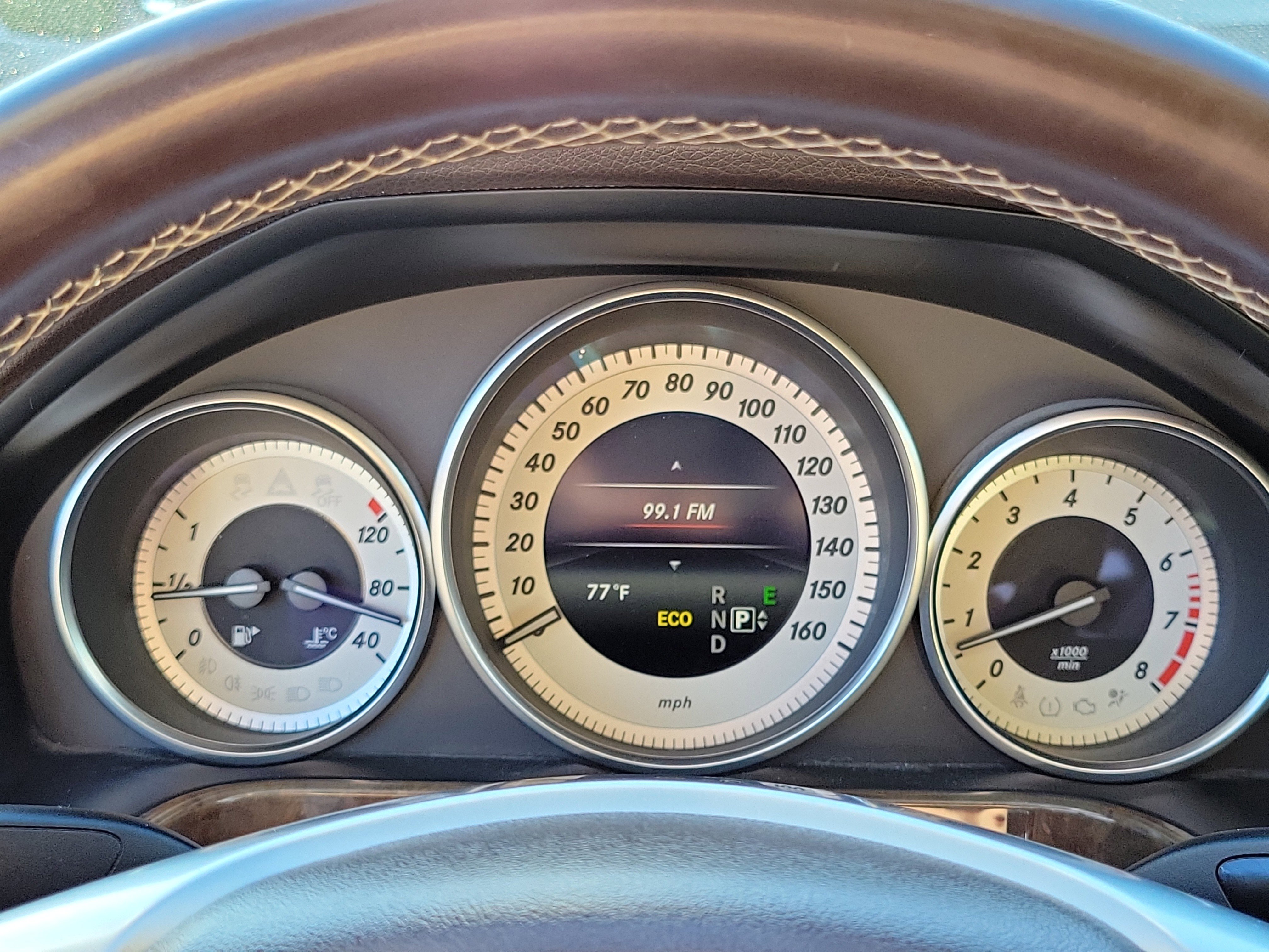 Used 2014 Mercedes-Benz E 350 Sedan image 9