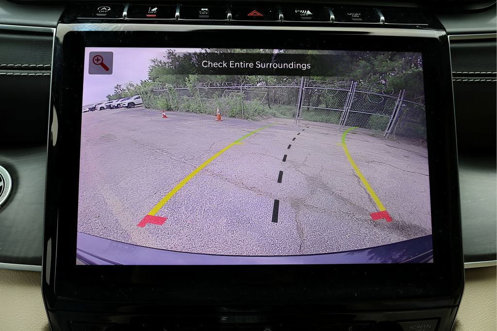 Used 2023 Jeep Grand Cherokee Limited RWD image 23