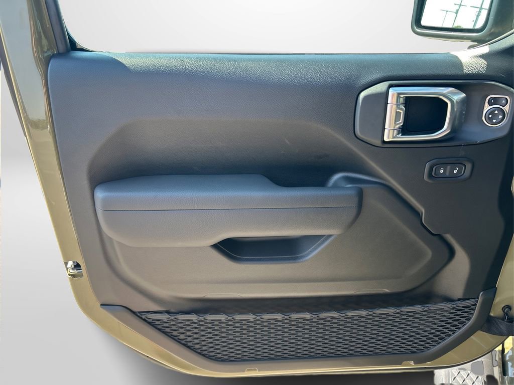 New 2025 Jeep Gladiator Sport image 23